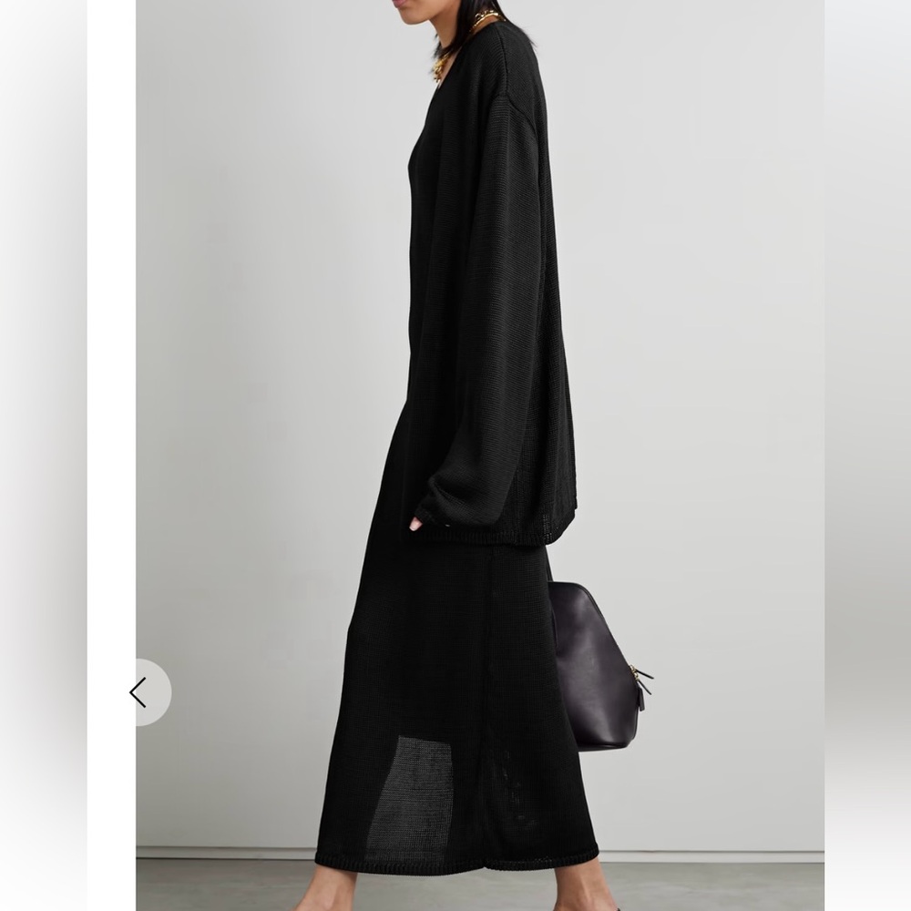 The Row Maldo knitted midi dress - Picture 9 of 9